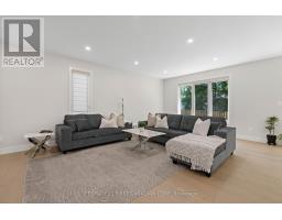 8-7966 Fallon Drive, Lucan Biddulph, ON N0M1V0 Photo 17