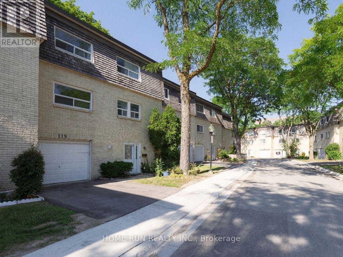 119 COURVILLE COACHWAY WAY - 1