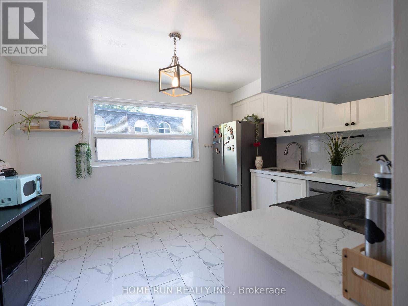 119 COURVILLE COACHWAY WAY - 11