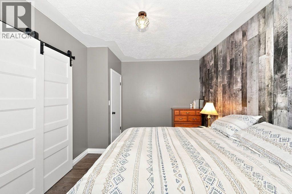 4708 47 Street - Image 12