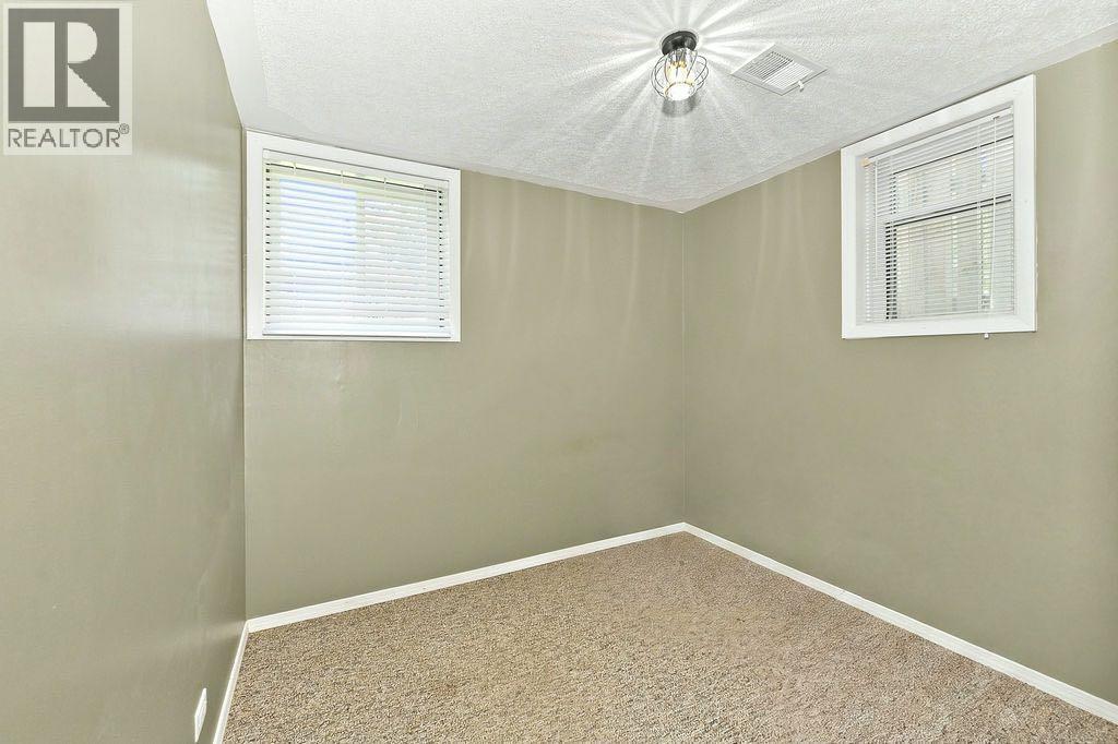 4708 47 Street - Image 26