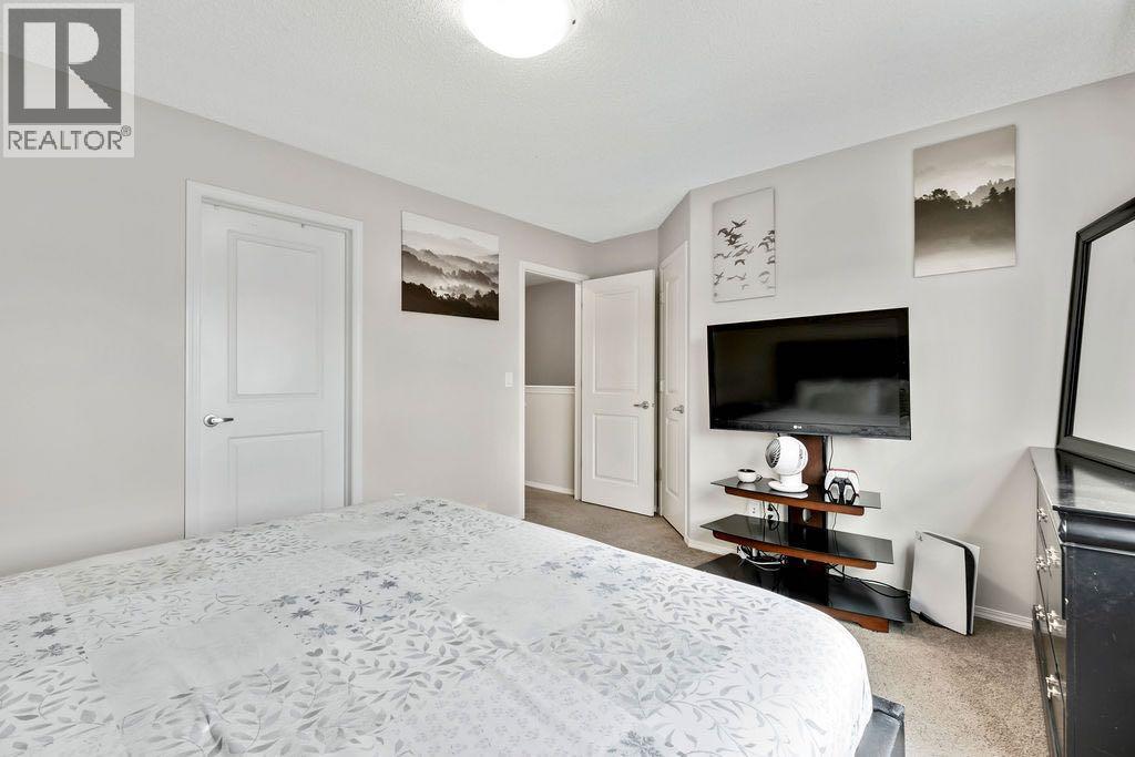 227 Cranford Way SE - 10