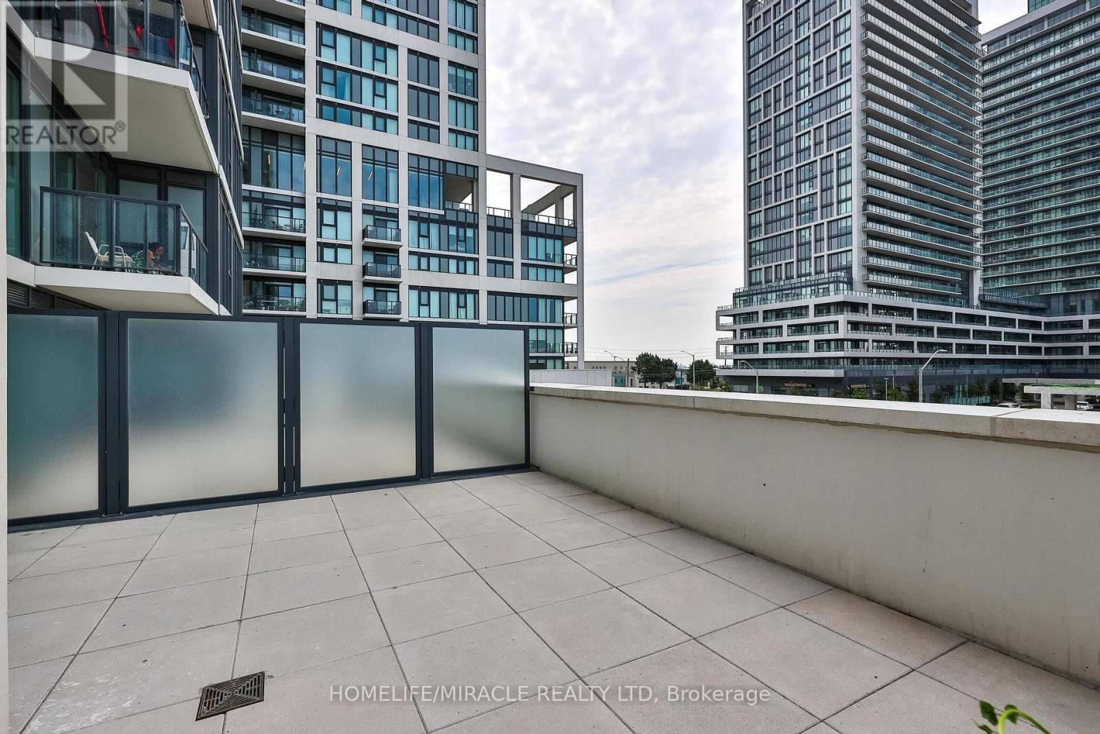 #223 9000 JANE STREET - 15