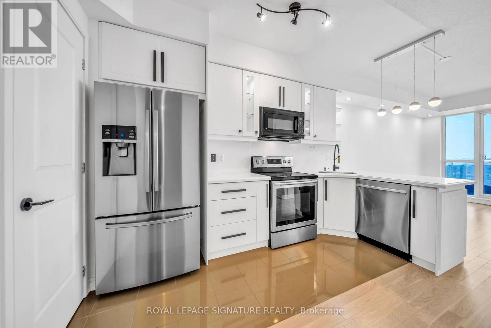 #1506NE 9205 YONGE STREET - 15