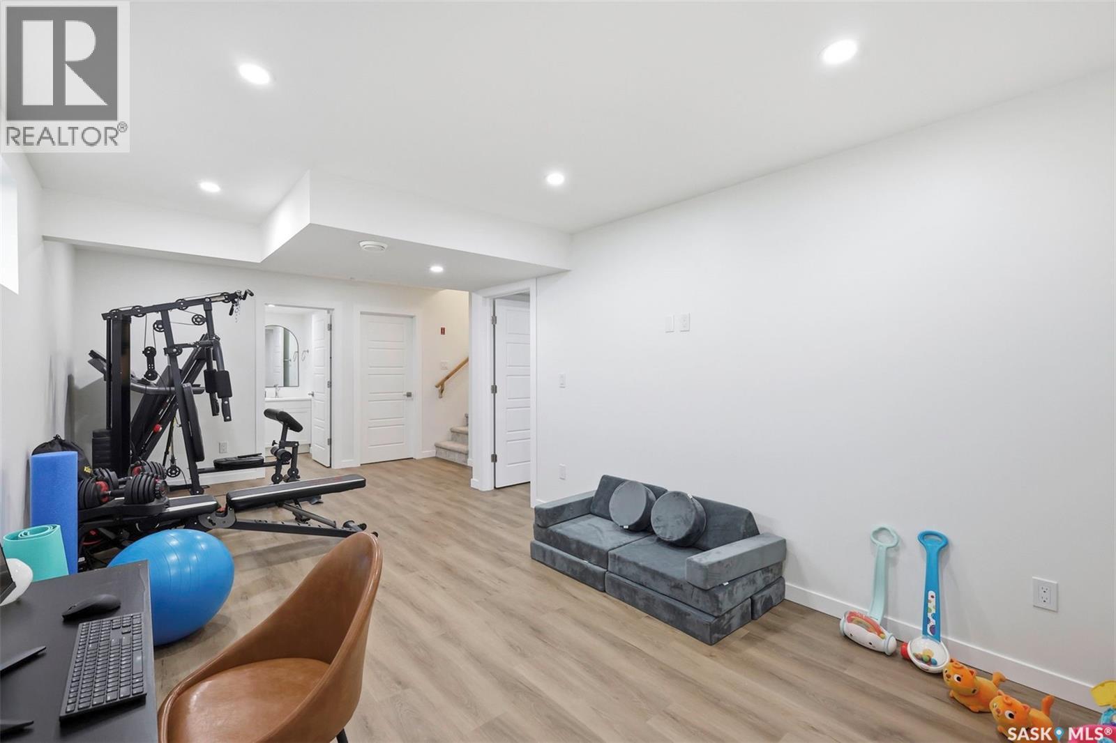 421 Germain MANOR - 27