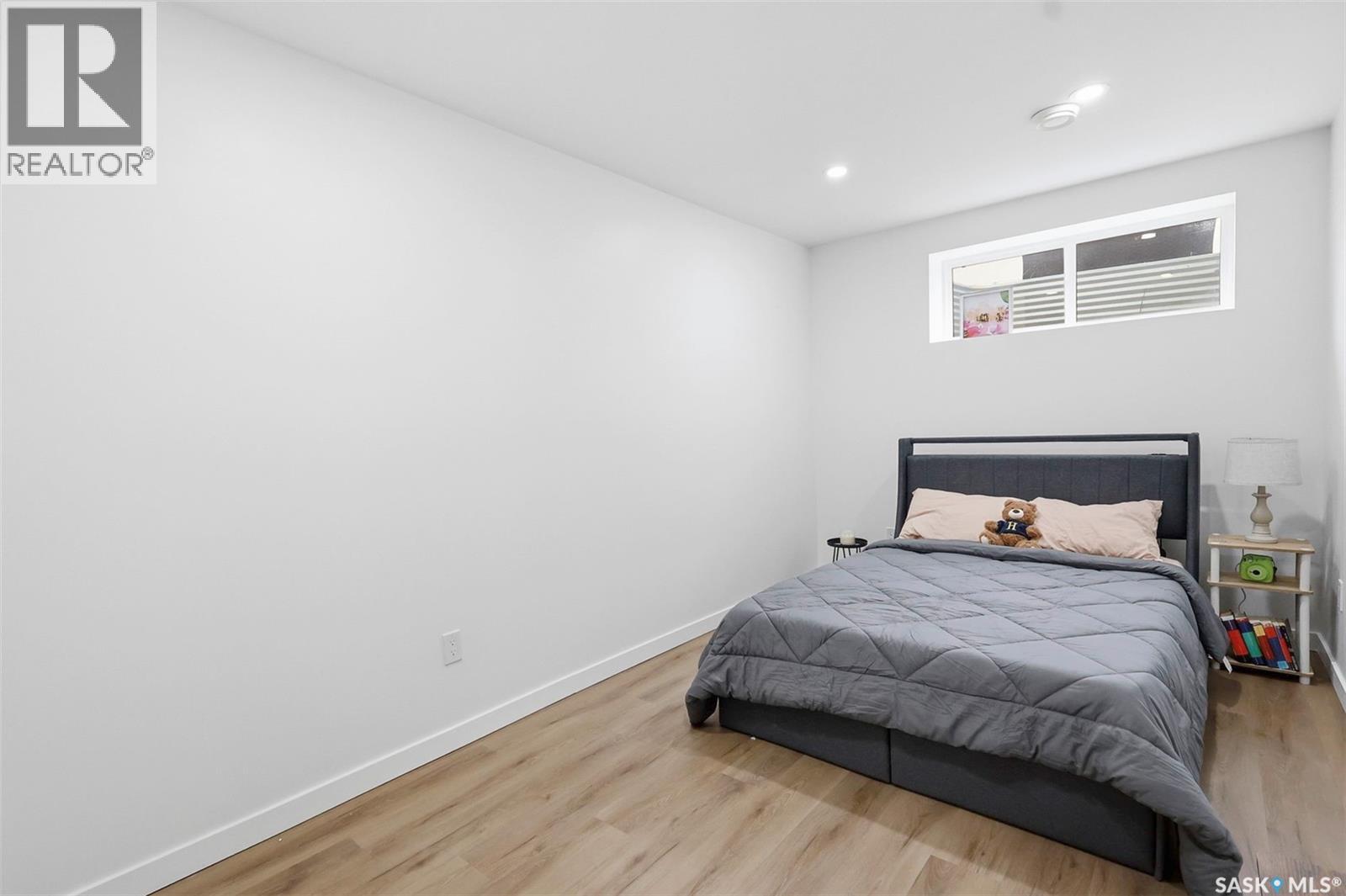 421 Germain MANOR - 29