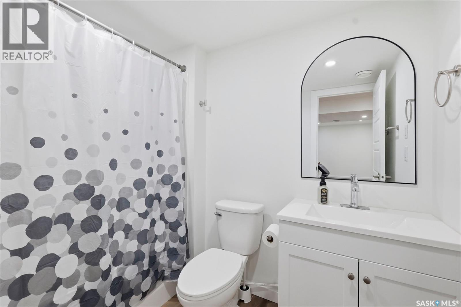 421 Germain MANOR - 30