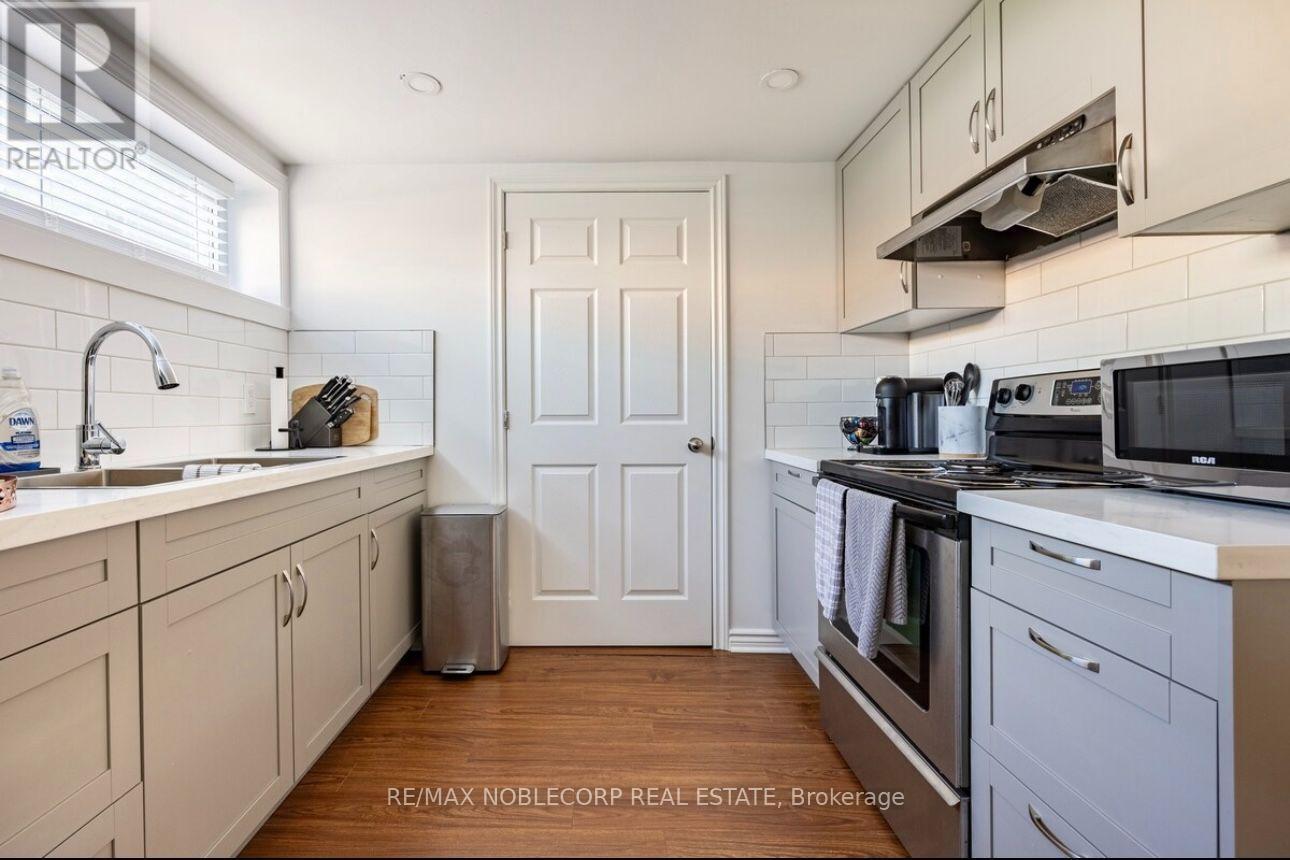 4230 BLOOR STREET W - 25
