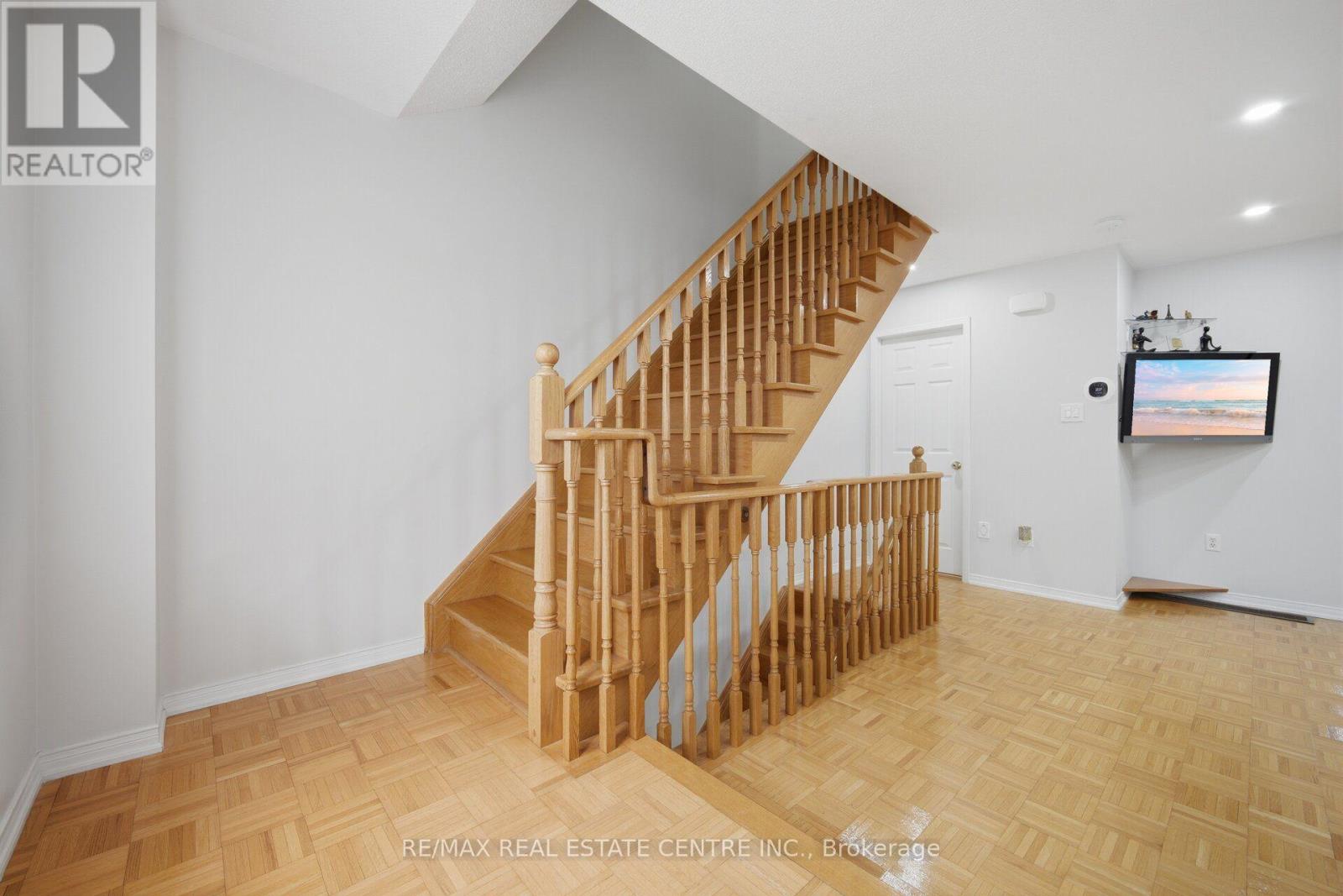#61 375 COOK ROAD - 20