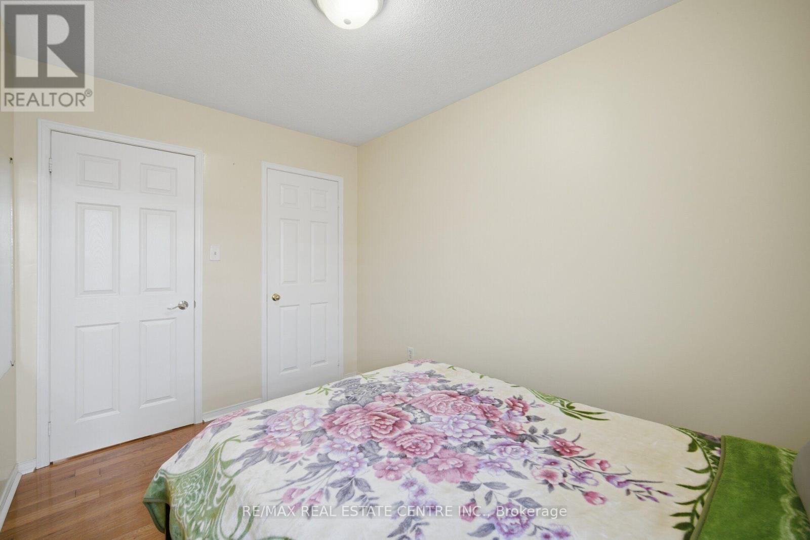 #61 375 COOK ROAD - 28