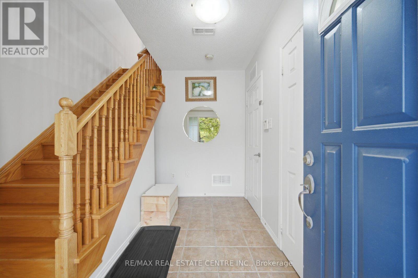 #61 375 COOK ROAD - 31
