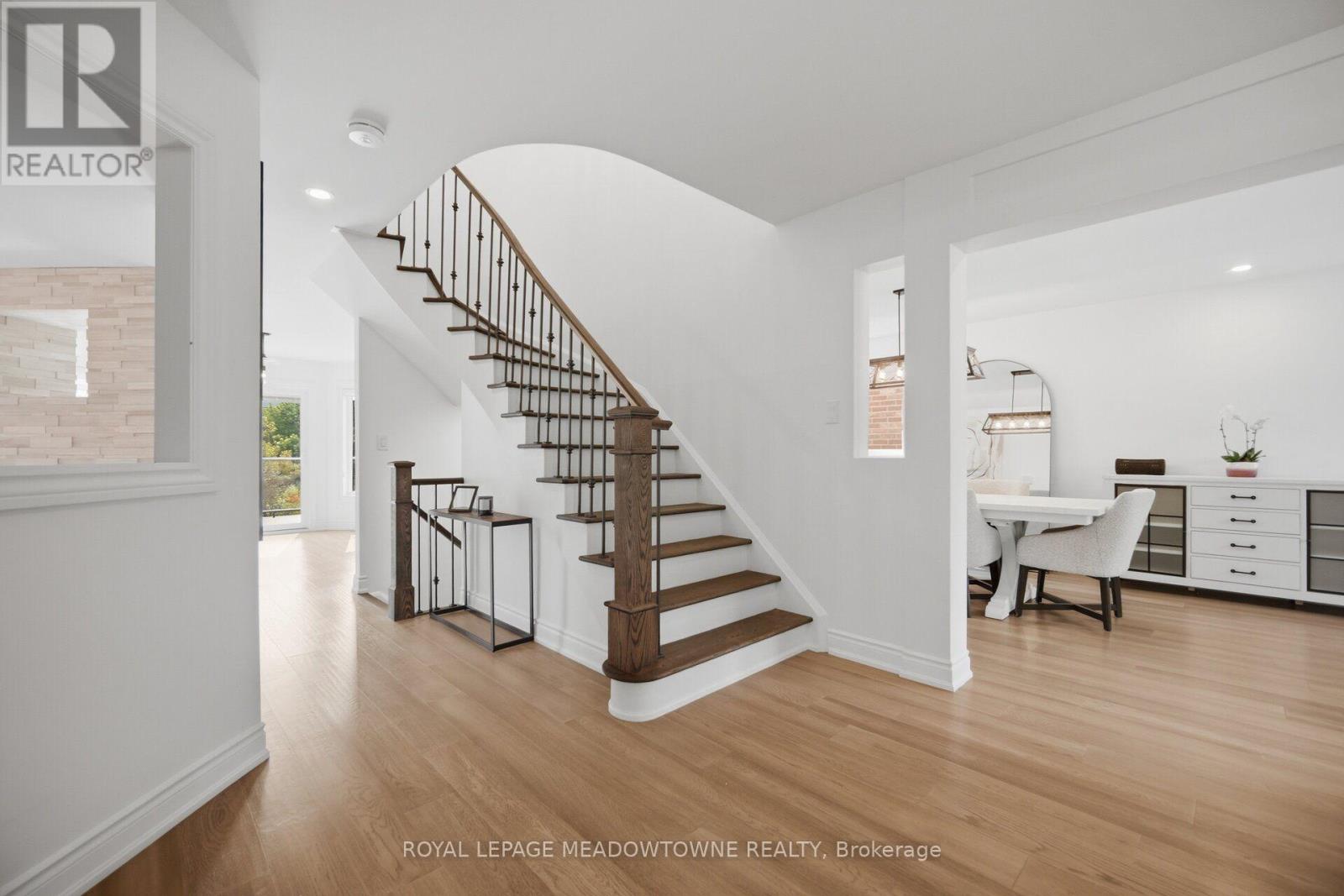 6878 SUMMER HEIGHTS DRIVE - 17