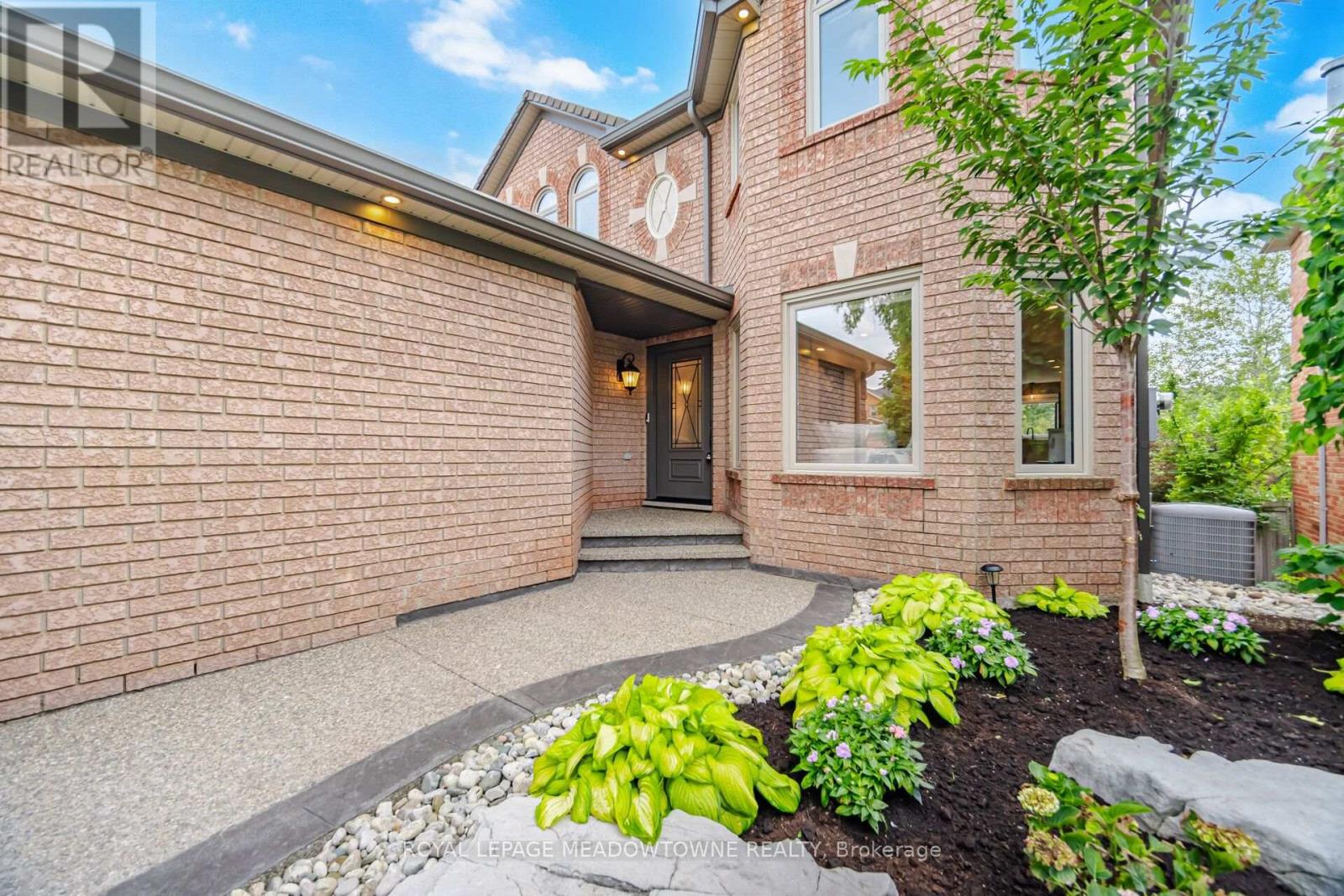 6878 SUMMER HEIGHTS DRIVE - 3