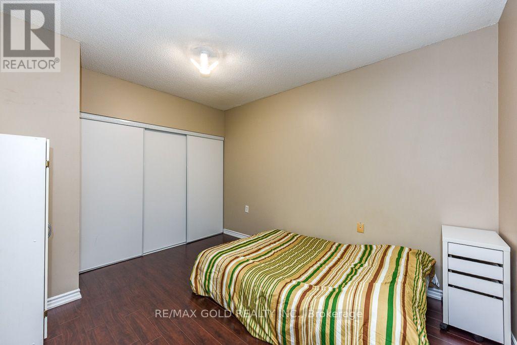 #1003 200 BURNHAMTHORPE ROAD - 22