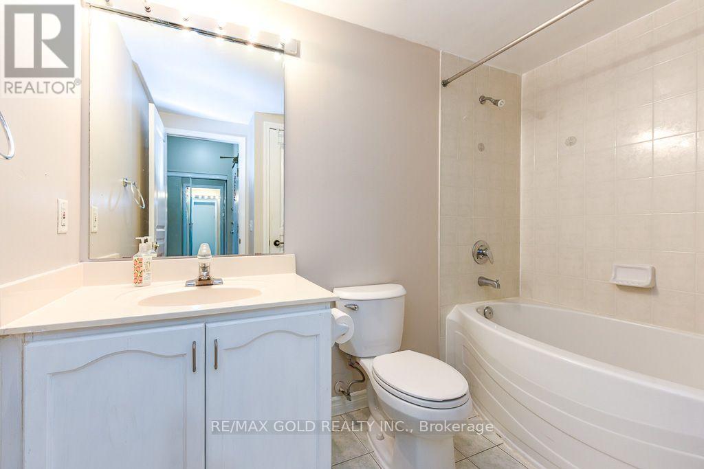 #1003 200 BURNHAMTHORPE ROAD - 24