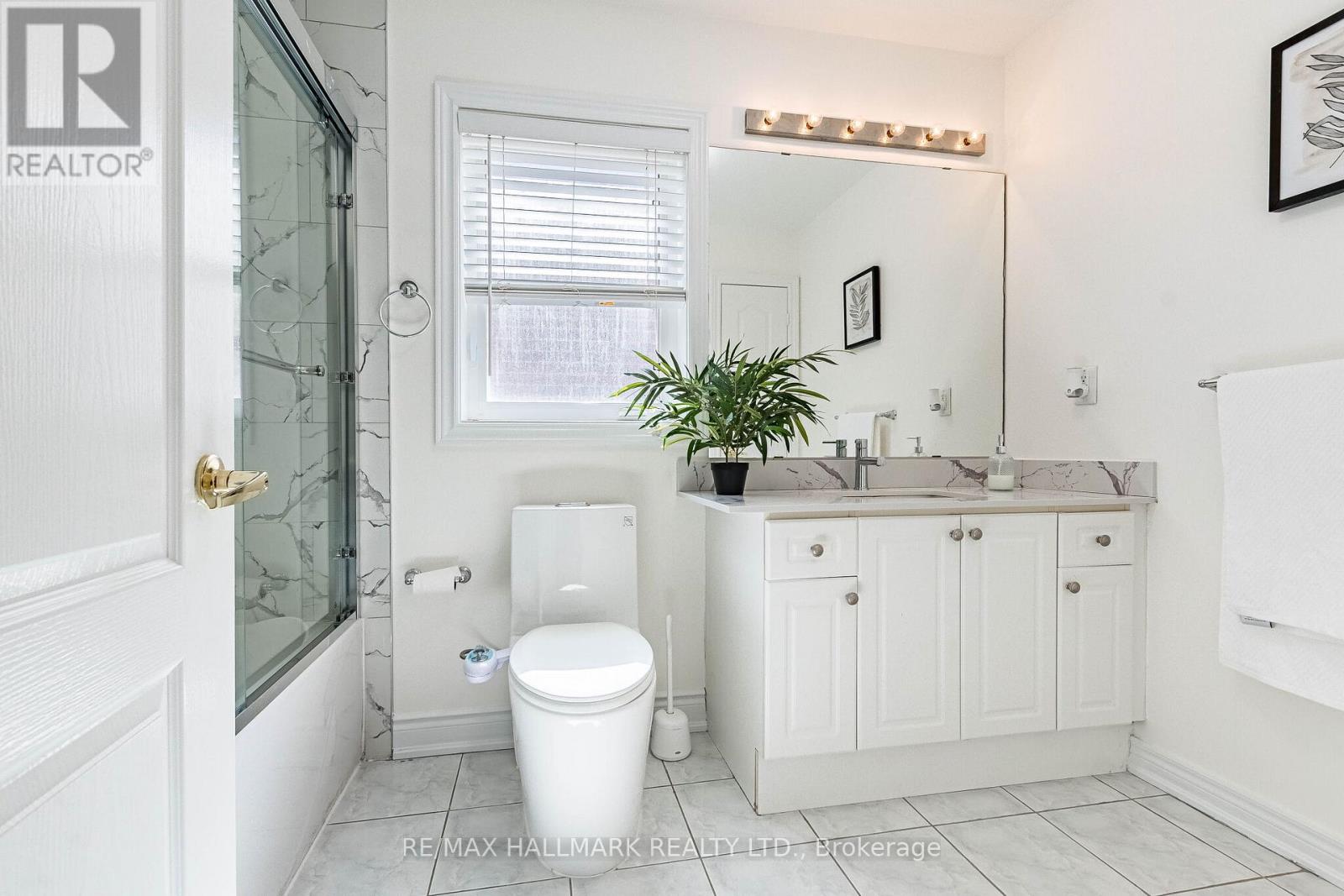 4 CALLALILY ROAD - 34