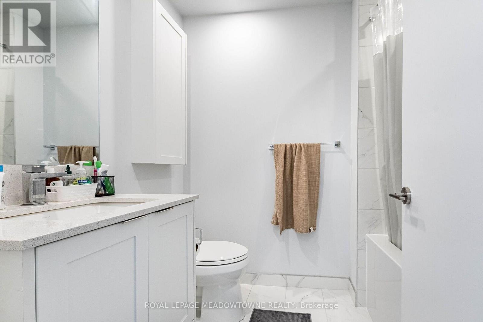 #1202 430 SQUARE ONE DRIVE - 17