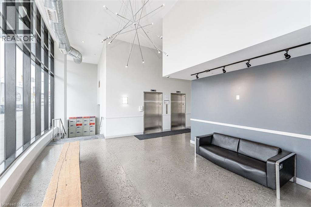 1 VICTORIA Street S Unit# 1807 — photo 3