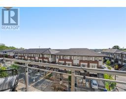 414 - 16 Markle Crescent, Hamilton, ON L9G0H4 Photo 12