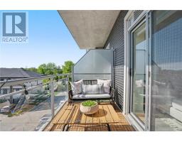414 - 16 Markle Crescent, Hamilton, ON L9G0H4 Photo 13