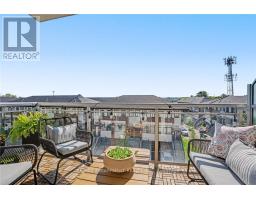 414 - 16 Markle Crescent, Hamilton, ON L9G0H4 Photo 14