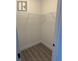 304 - 1000 Lackner Boulevard, Kitchener, ON N2A0L3 Photo 9