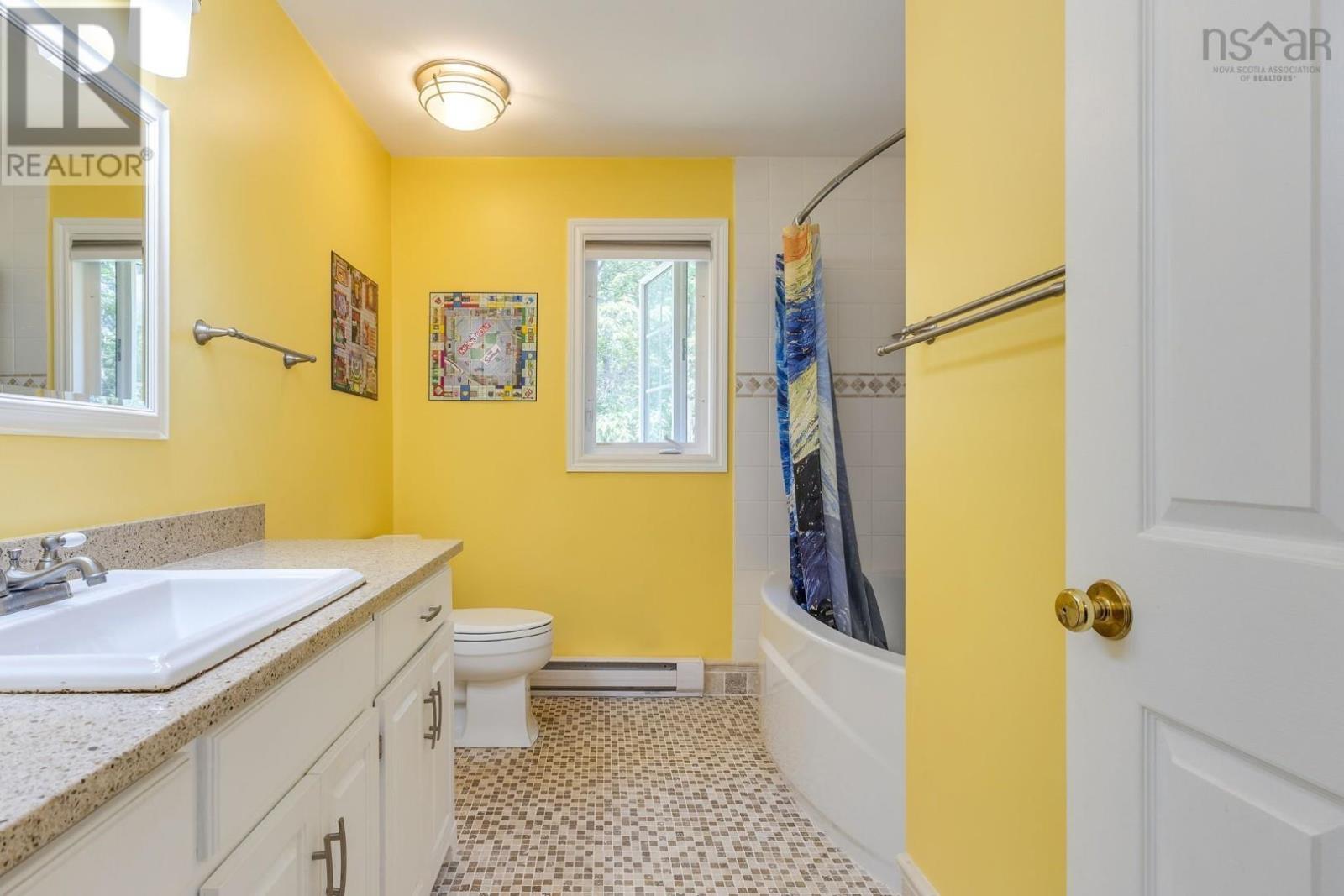 Property 34 of 48 of 85 Brentwood Drive