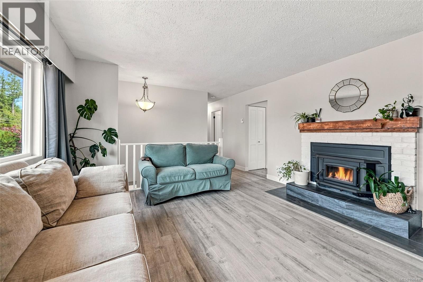 744 Newcastle Ave - 28