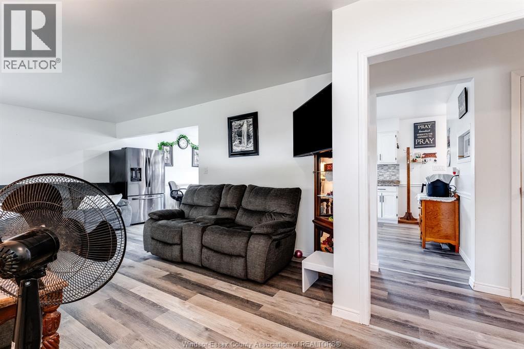 1665 REGENT STREET - 3