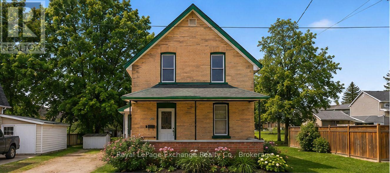 588 11TH AVENUE - 29