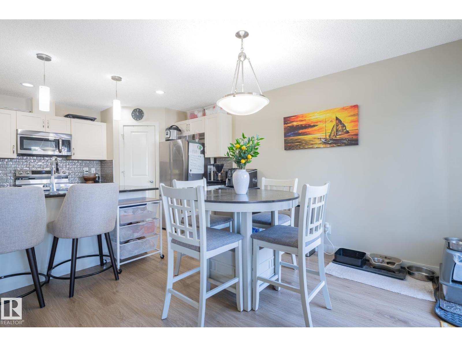 1747 HAMMOND Crescent NW - Photo 13