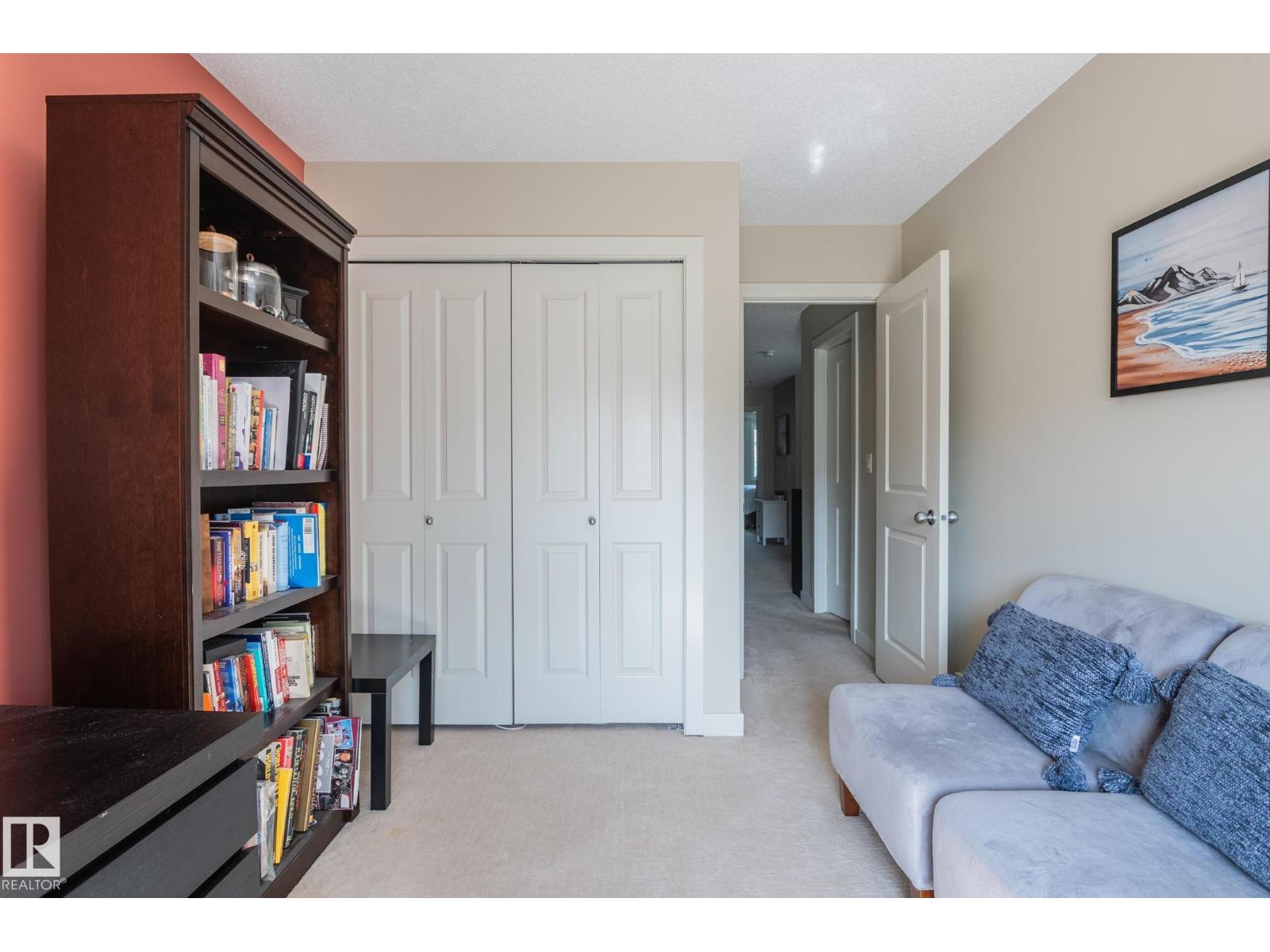 1747 HAMMOND Crescent NW - Photo 23