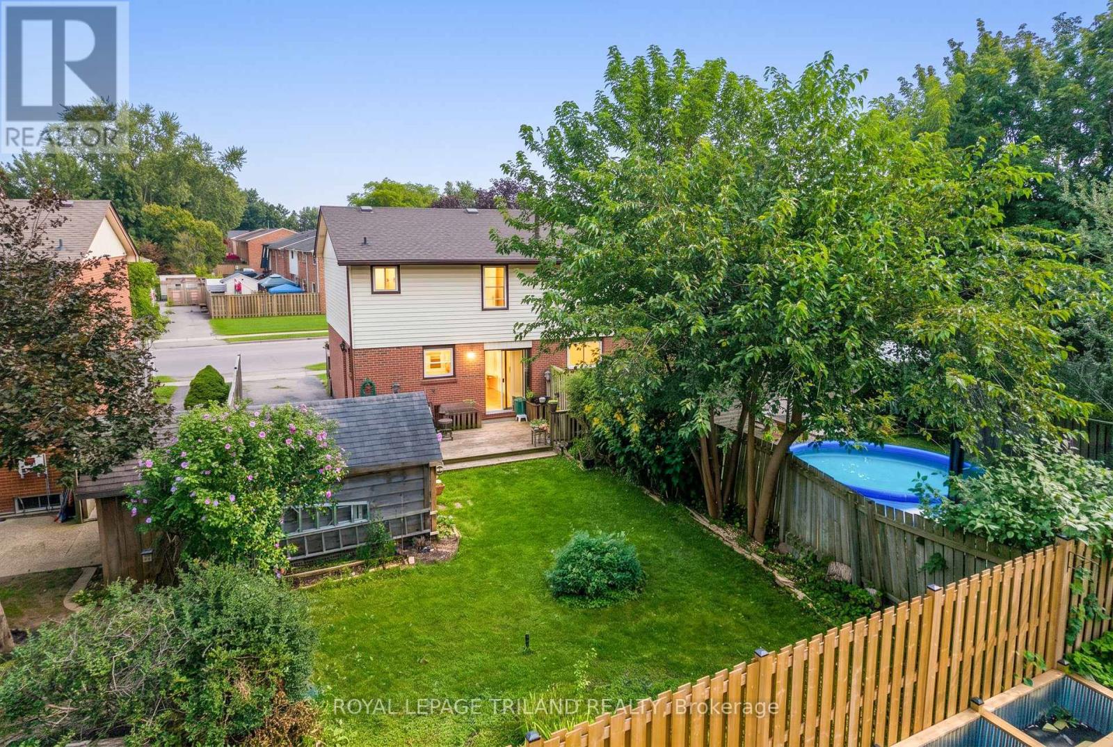 220 ADMIRAL DRIVE - 2