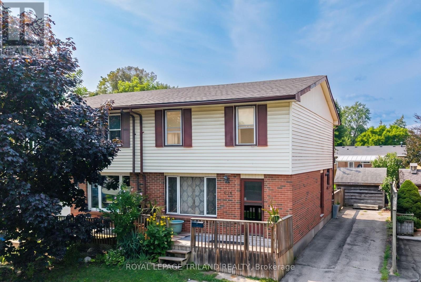 220 ADMIRAL DRIVE - Image 4