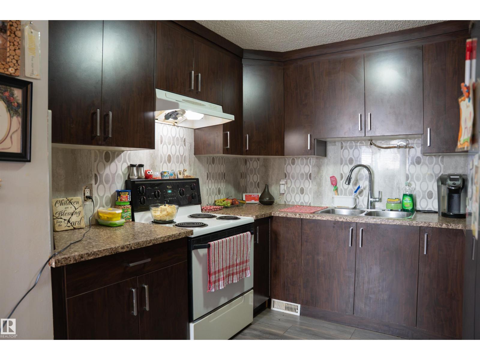 1031 Lakewood Rd North RD NW - 12