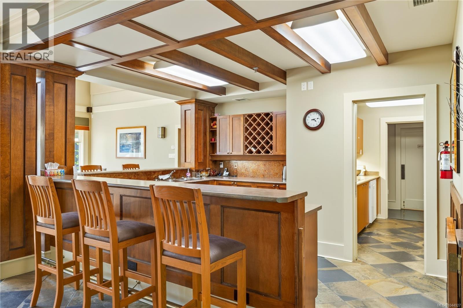 #215 5650 Edgewater Lane - 50