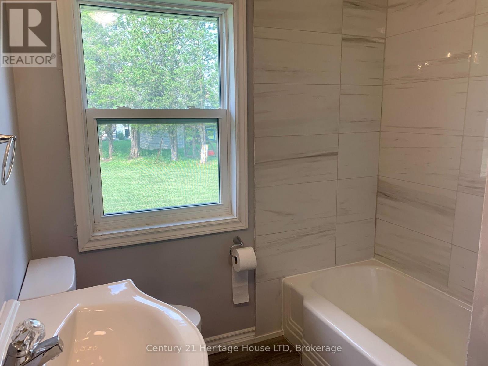 2 FOLEY CRESCENT - 15