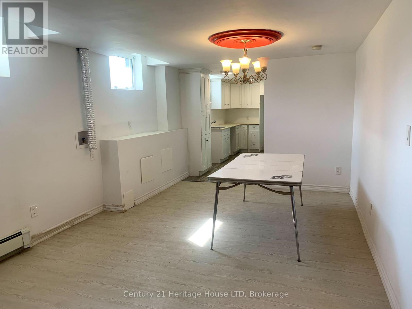 2 FOLEY CRESCENT - 25