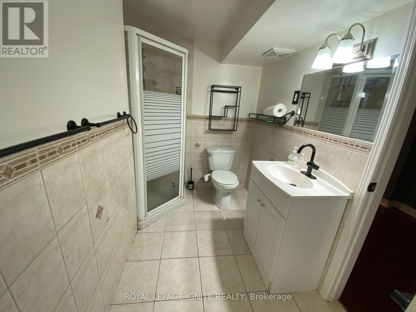 83 COXWORTH CRESCENT - 39