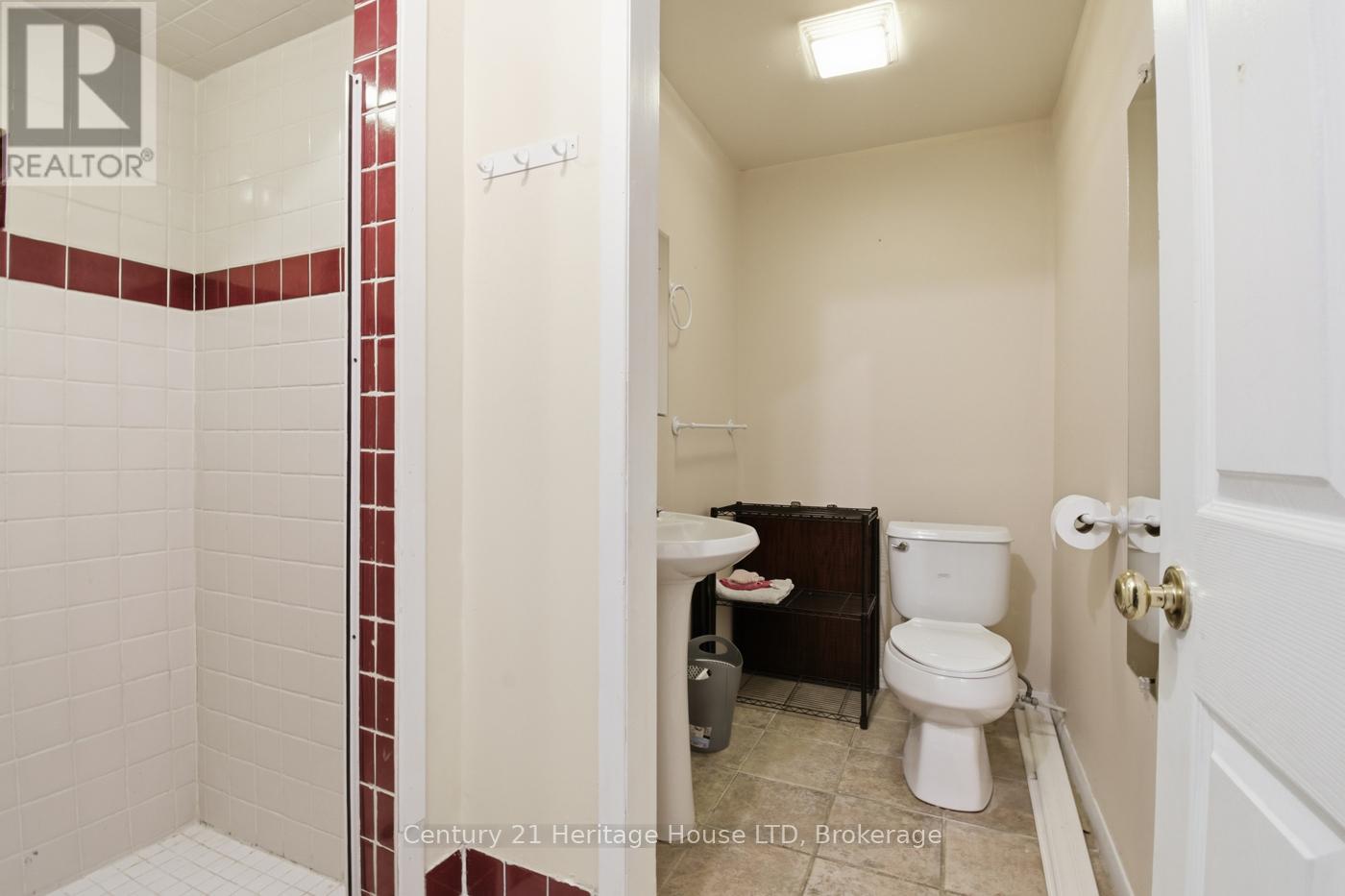 6864 SUNRISE COURT - Image 33