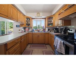 20441 94b Avenue, Langley, BC V1M1Y9 Photo 12