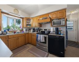 20441 94b Avenue, Langley, BC V1M1Y9 Photo 13