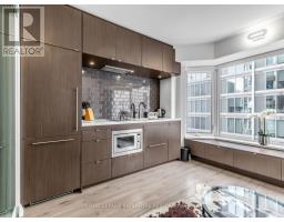 1110 - 155 Yorkville Avenue, Toronto, ON M5R1C4 Photo 15