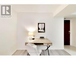1511 - 750 Bay Street, Toronto, ON M5G1N6 Photo 8