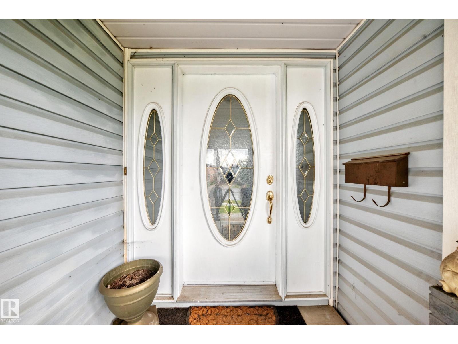 6 ATKINSON PL - Image 5