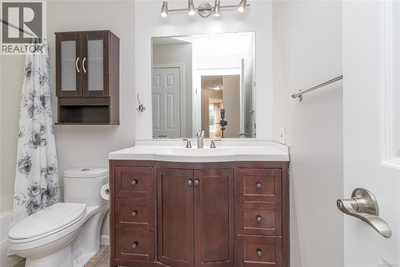 #104 435 Morison Ave - Image 6
