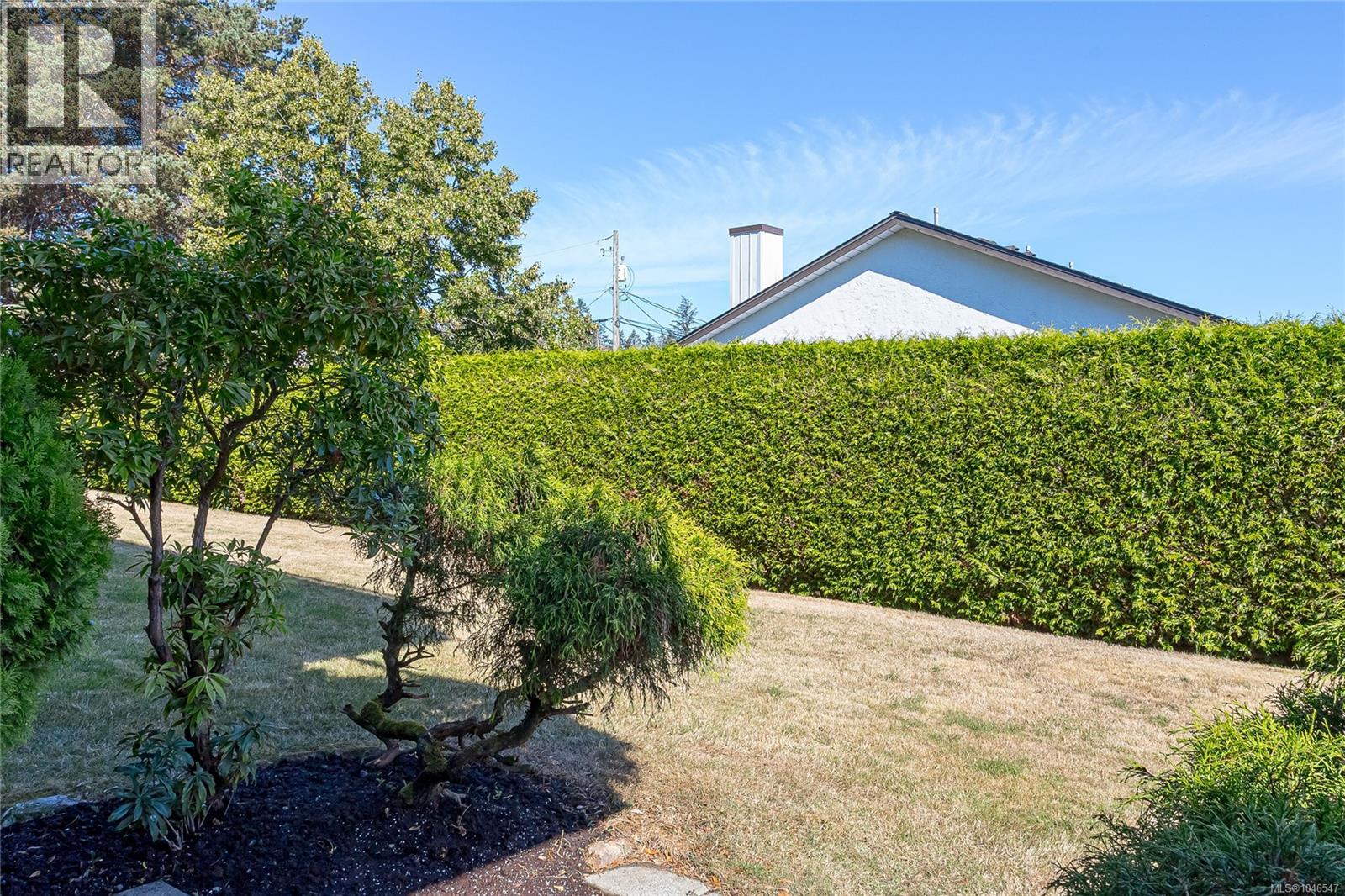 #104 435 Morison Ave - Image 8