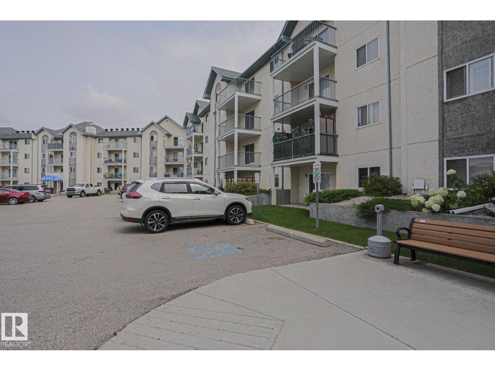 #208 6710 158 AV NW, Ozerna, Edmonton photo 3