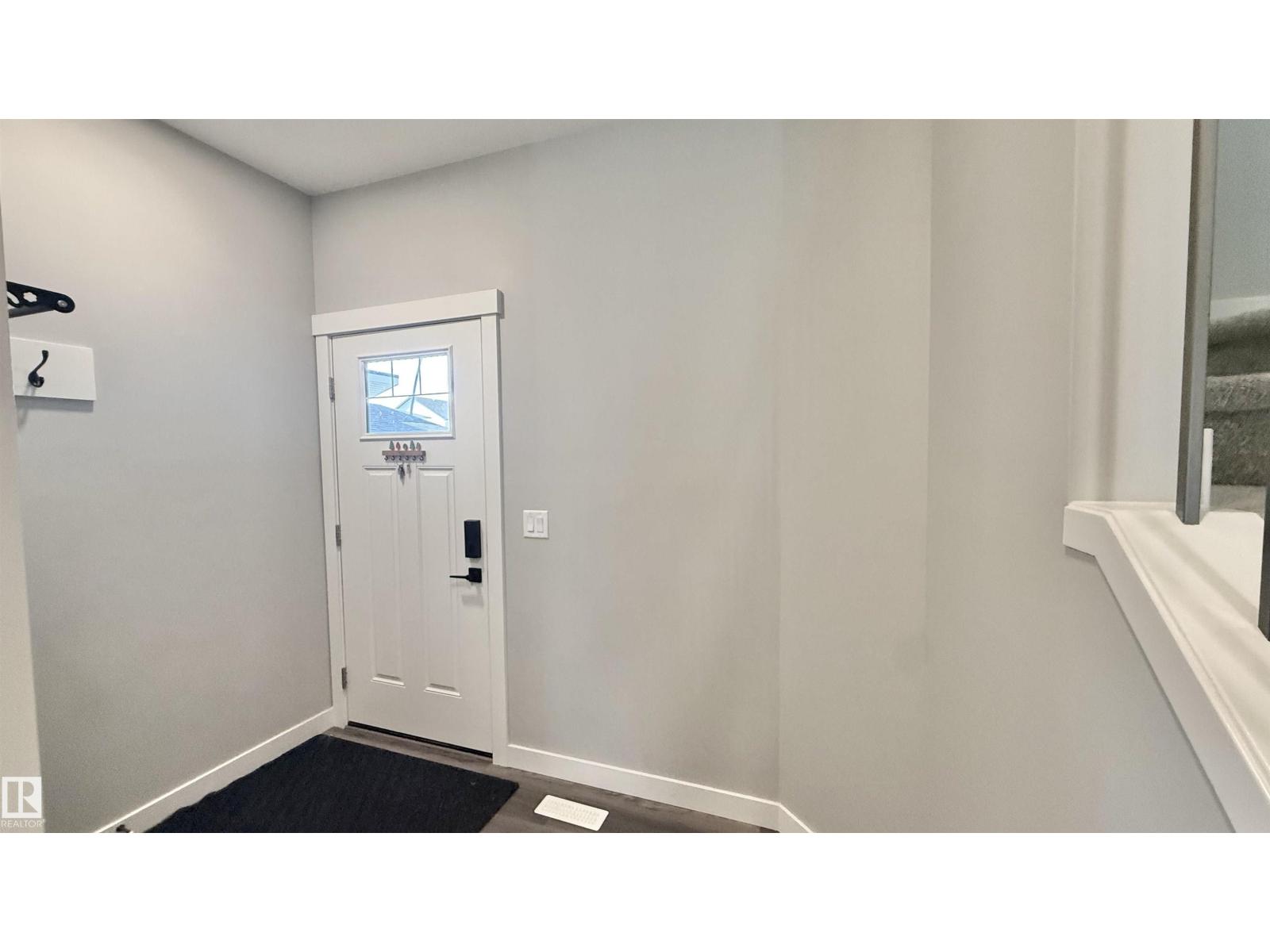 2531 194 ST NW - 5