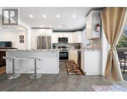 4pc Ensuite bath - 275 High Street, Pictou, NS B0K1H0 Photo 8